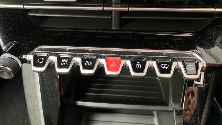 Peugeot 208 1.2 PureTech 100 Active Premium 5dr Petrol Hatchback